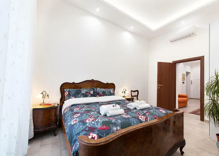 Circus Maximus N 1-at 400m Metro Apartment *